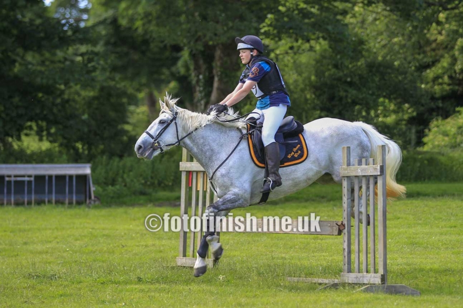 _T3G8927